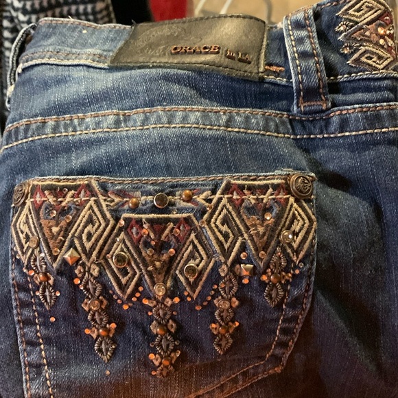 Jeans - Picture 1 of 3